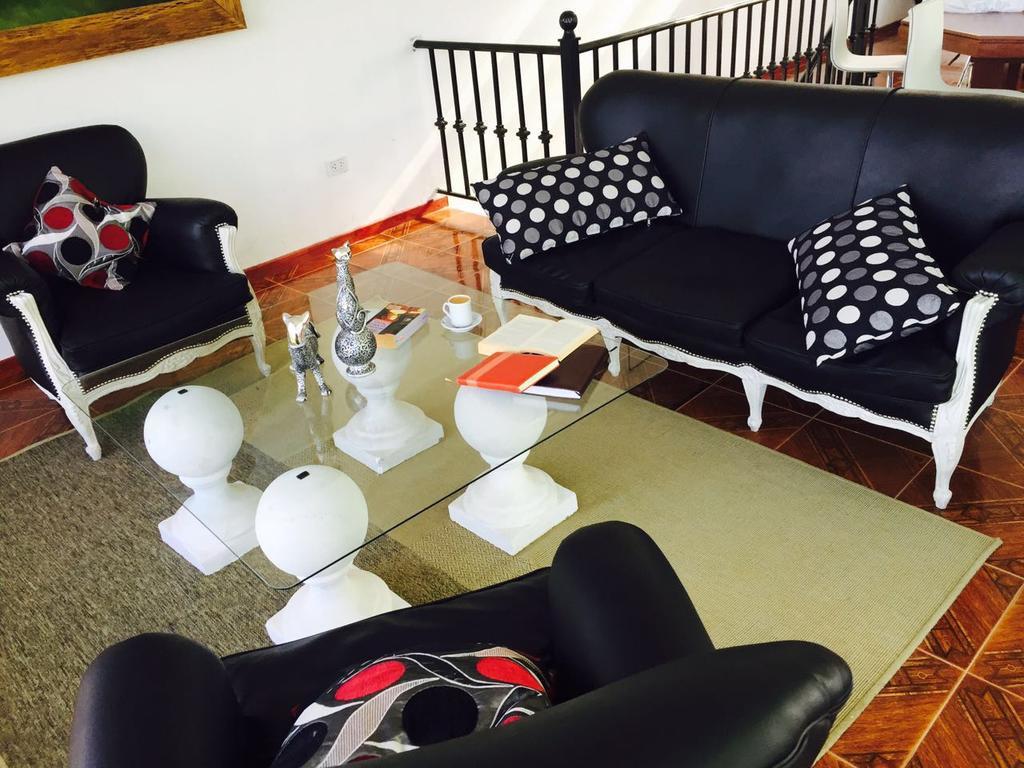 Hostal Andino - Adults Only Cafayate Ngoại thất bức ảnh
